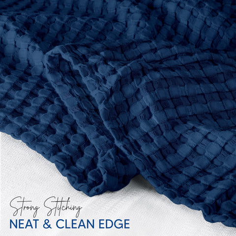 Utopia Bedding detailed shot of self-bound edge demonstrating durable, clean finish