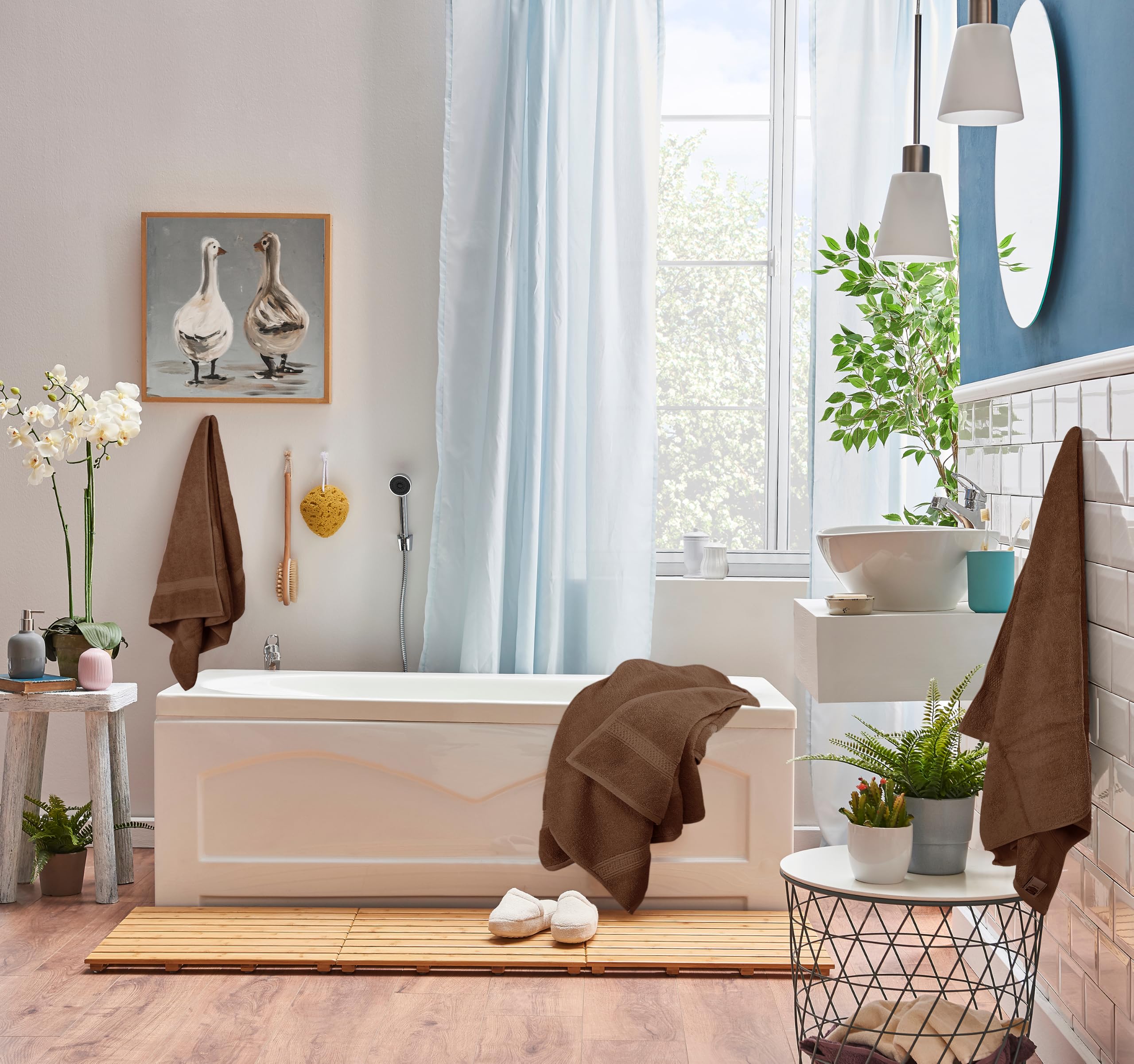 Utopia Towels fully unfolded bath towel showing full coverage benefit