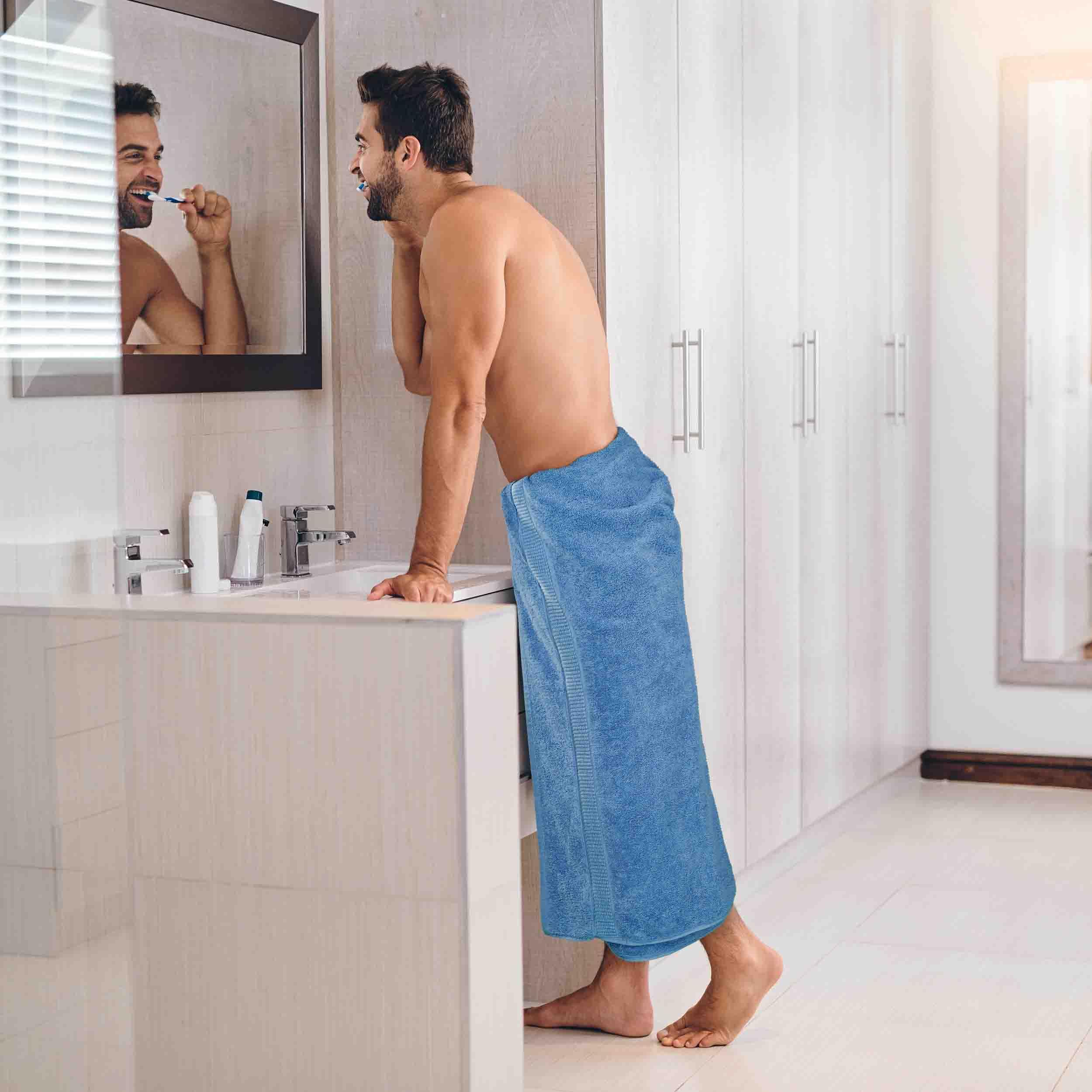 Utopia Towels neatly stitched hem detail extending towel lifespan and tidy edges
