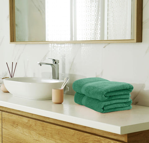 Utopia Towels hem close-up displaying double-stitched durability