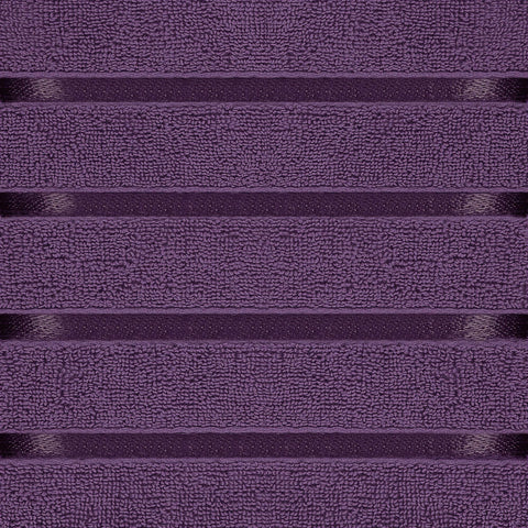 Utopia Towels close-up of bath towel loop pile showing 600 GSM absorbent texture