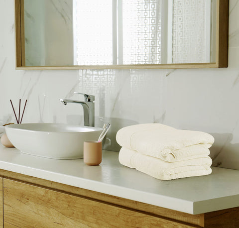 Utopia Towels terry texture close-up demonstrating high absorbency