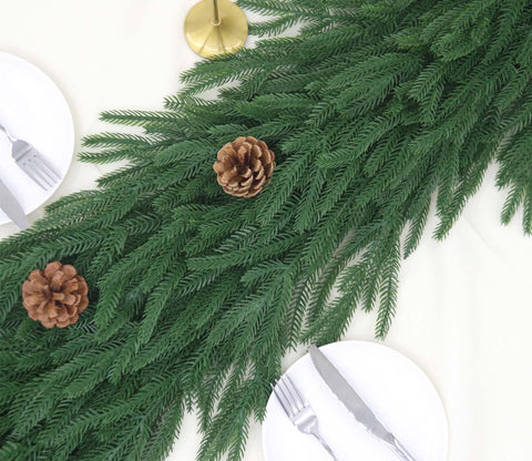 UWIOFF garland styled as a table centerpiece demonstrating versatile use
