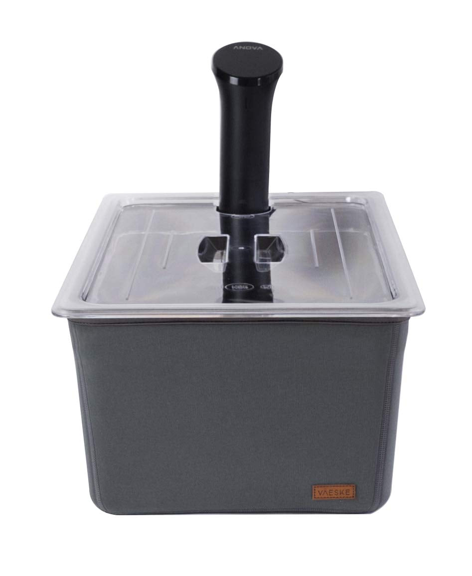Väeske container on kitchen counter showing size comparison and space-saving benefit