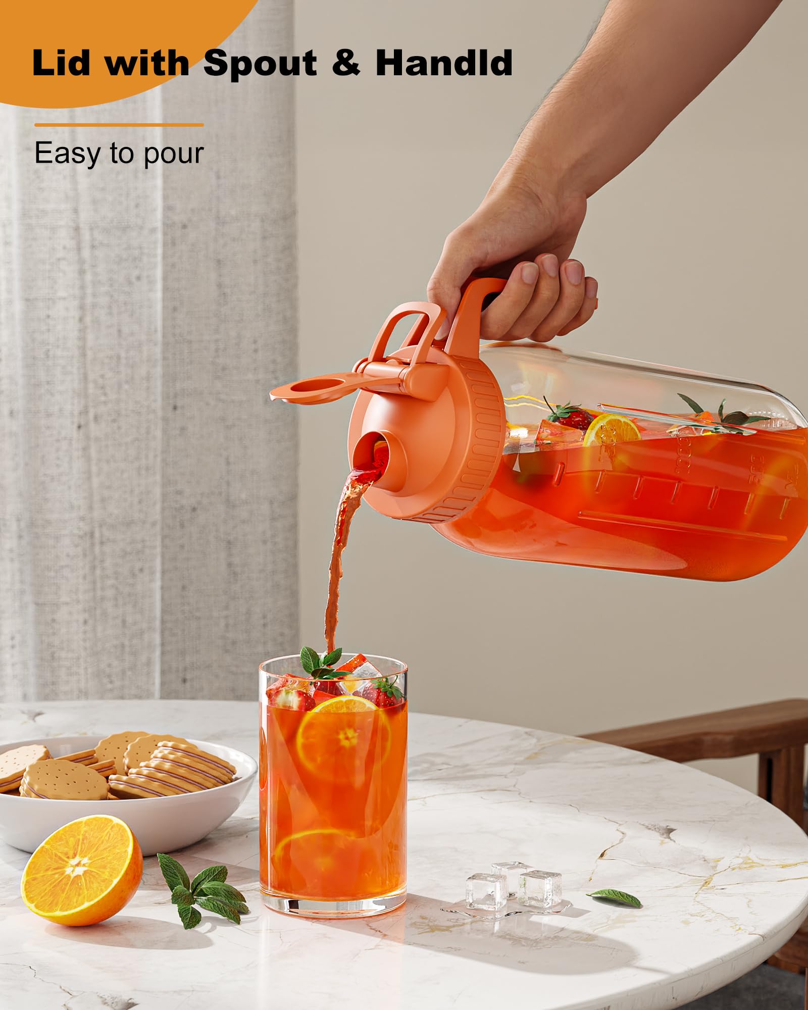 VA1KENE pouring action with flip spout for drip-free serving