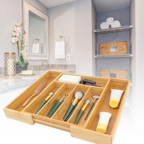 VaeFae organizer beside ruler showing medium size and exact scale