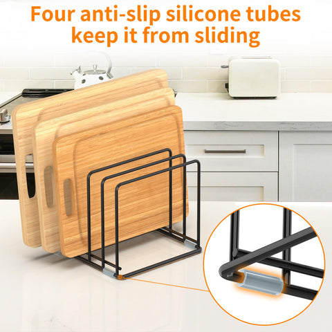 VAEKUCEAN base with four silicone feet preventing slips and protecting surfaces