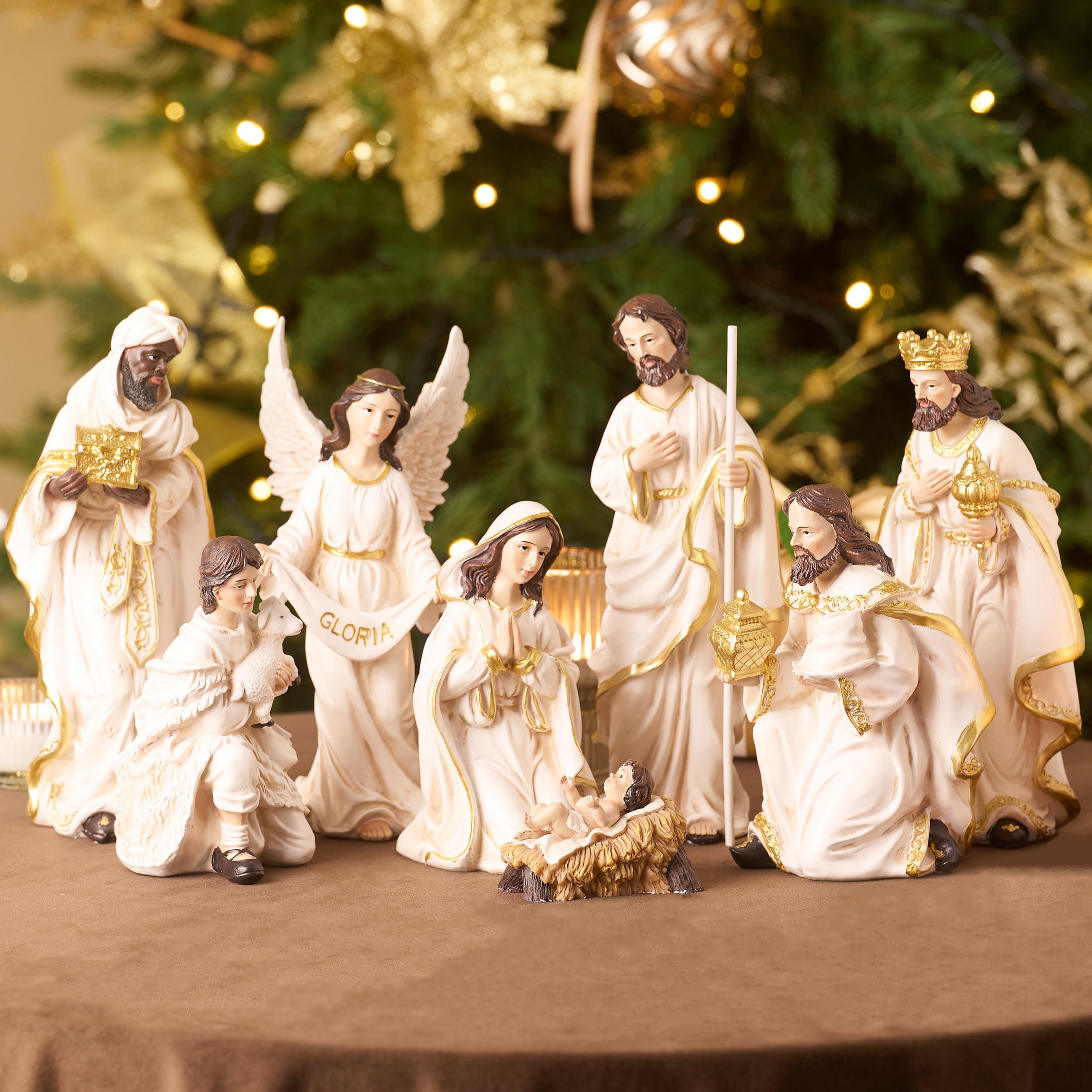 Valery Madelyn three wise men grouped to show procession arrangement and visual balance