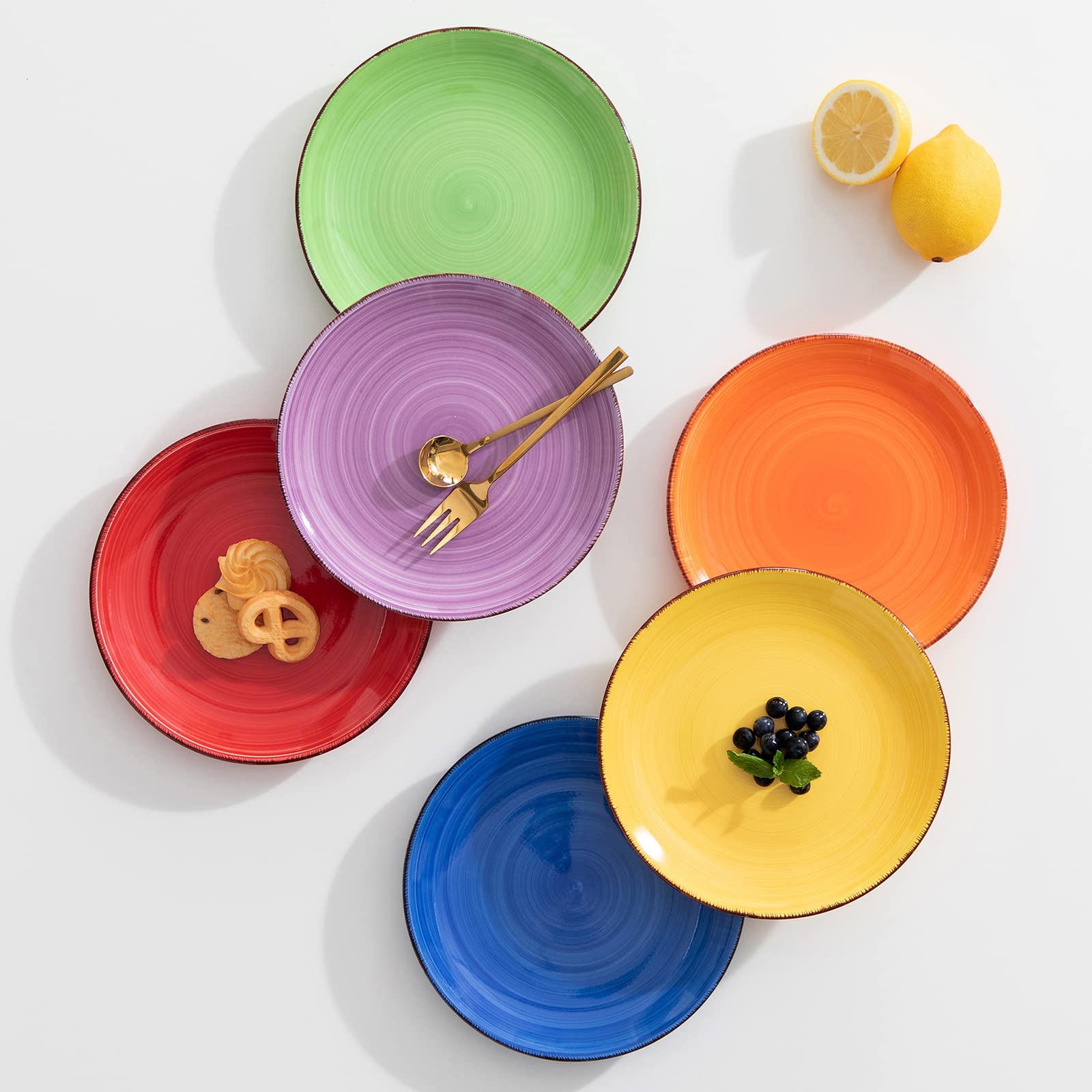 vancasso table setting with plates showing stylish dining atmosphere benefit
