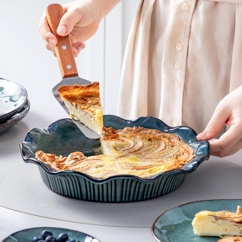 vancasso pan underside label and glaze showing quality ceramics and durable finish advantage