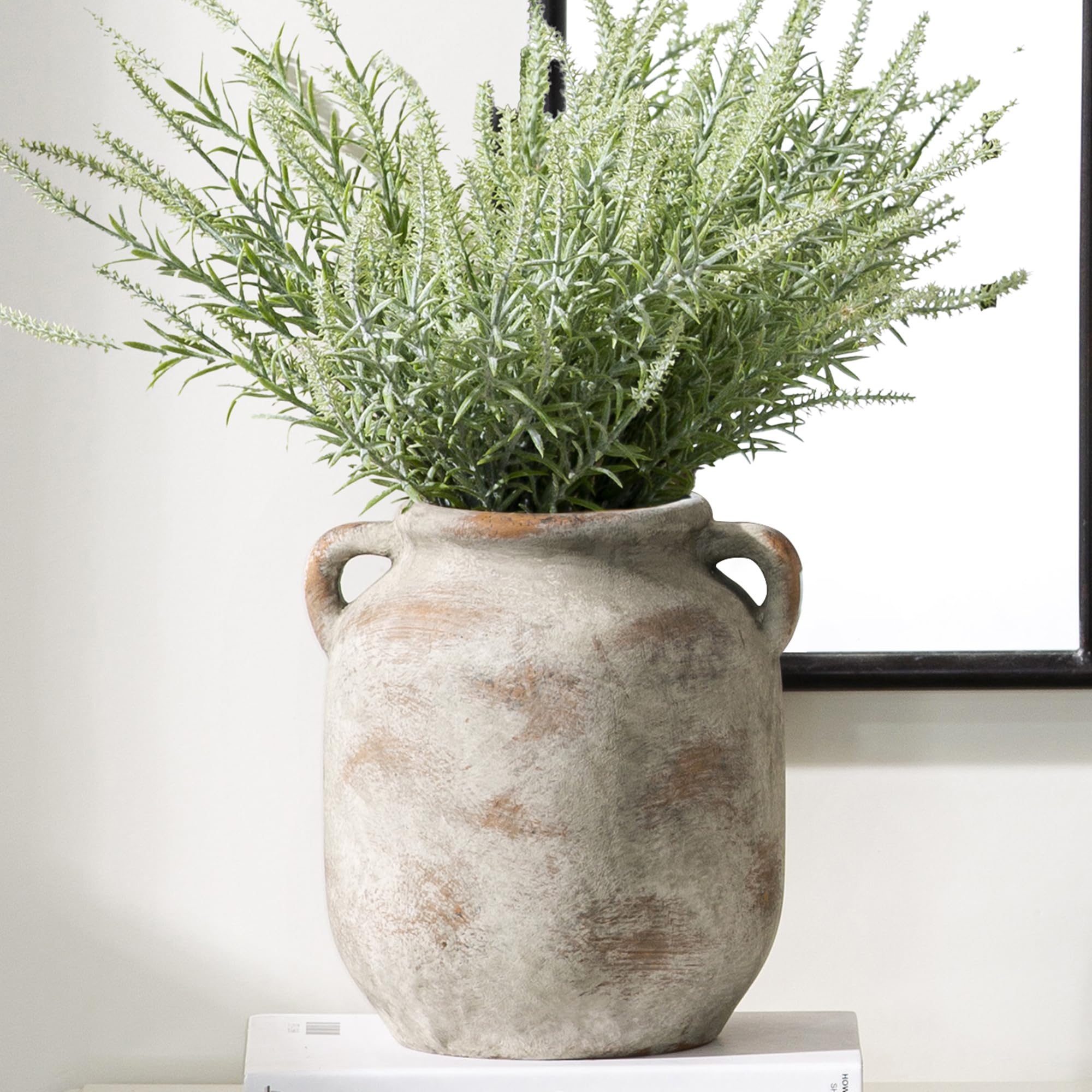 Vanselia front view vase showing shape and neutral finish, ideal centerpiece