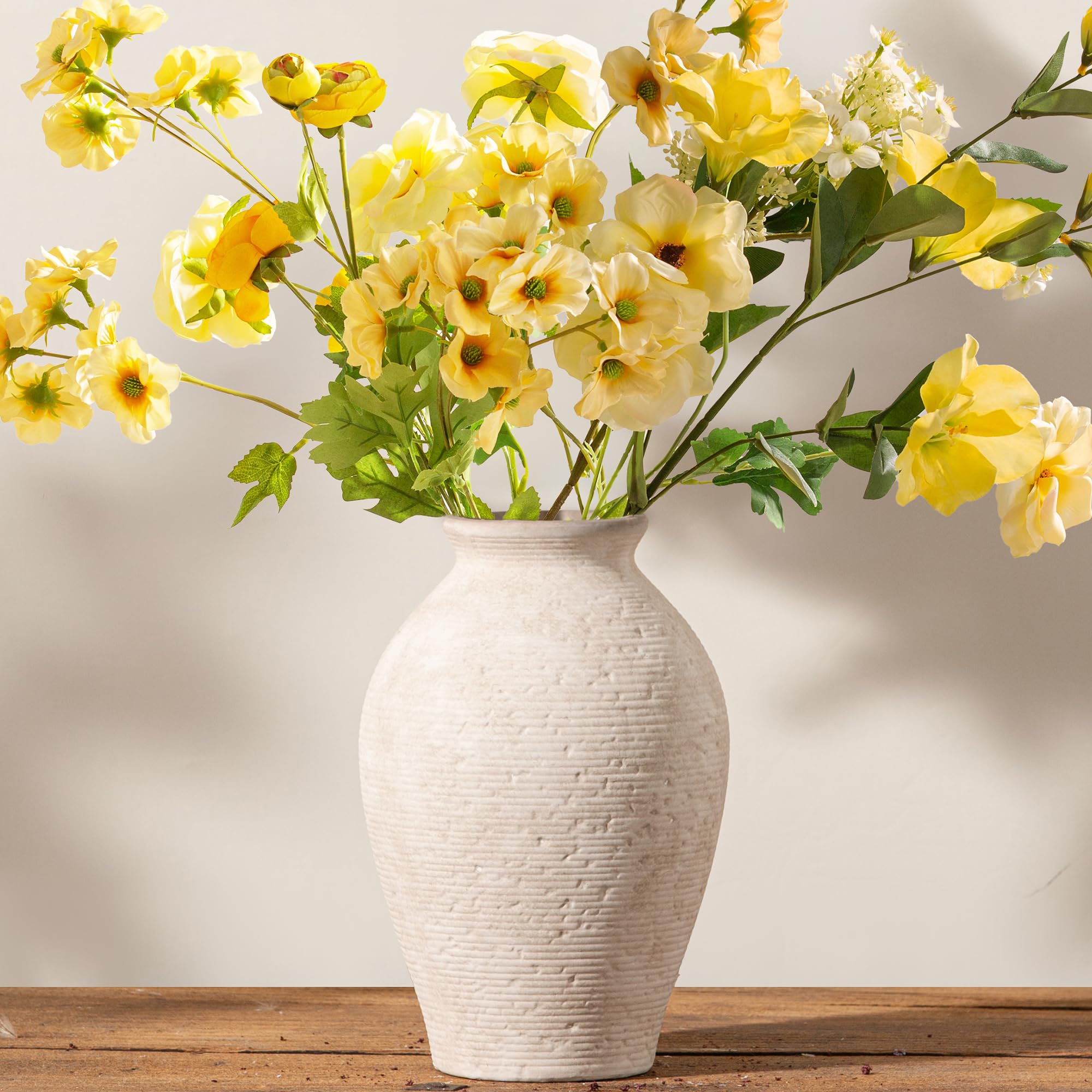 Vanselia top view showing wide 6-inch opening for bouquets and stems