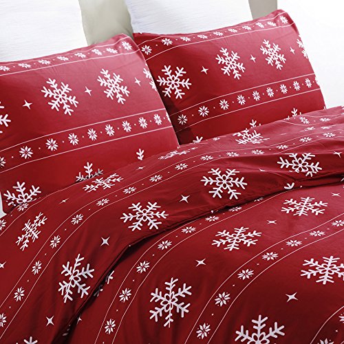 Vaulia styled bed with pillow shams showing coordinated holiday look