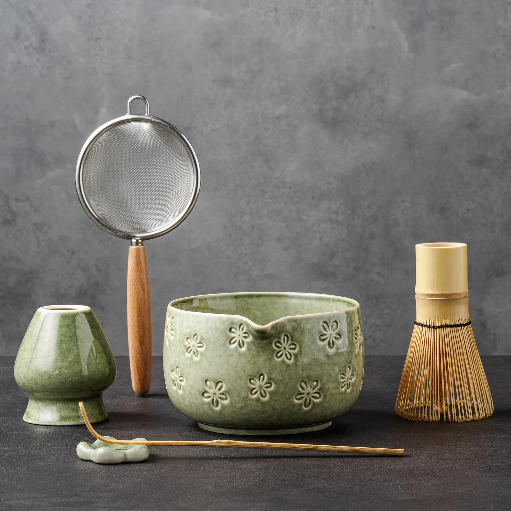 Veraelle front view ceramic matcha bowl showing spout and benefit: easy pouring