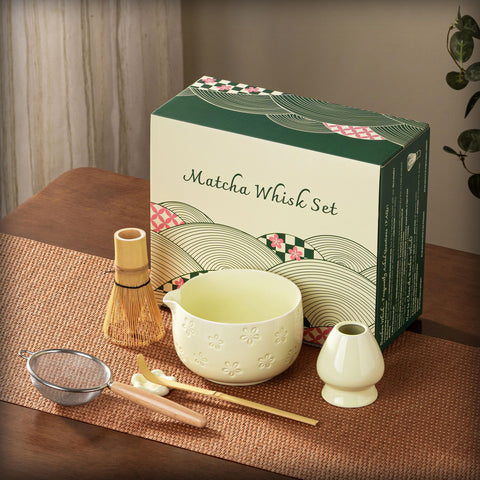 Veraelle stainless sifter with matcha powder preventing clumps for smooth texture