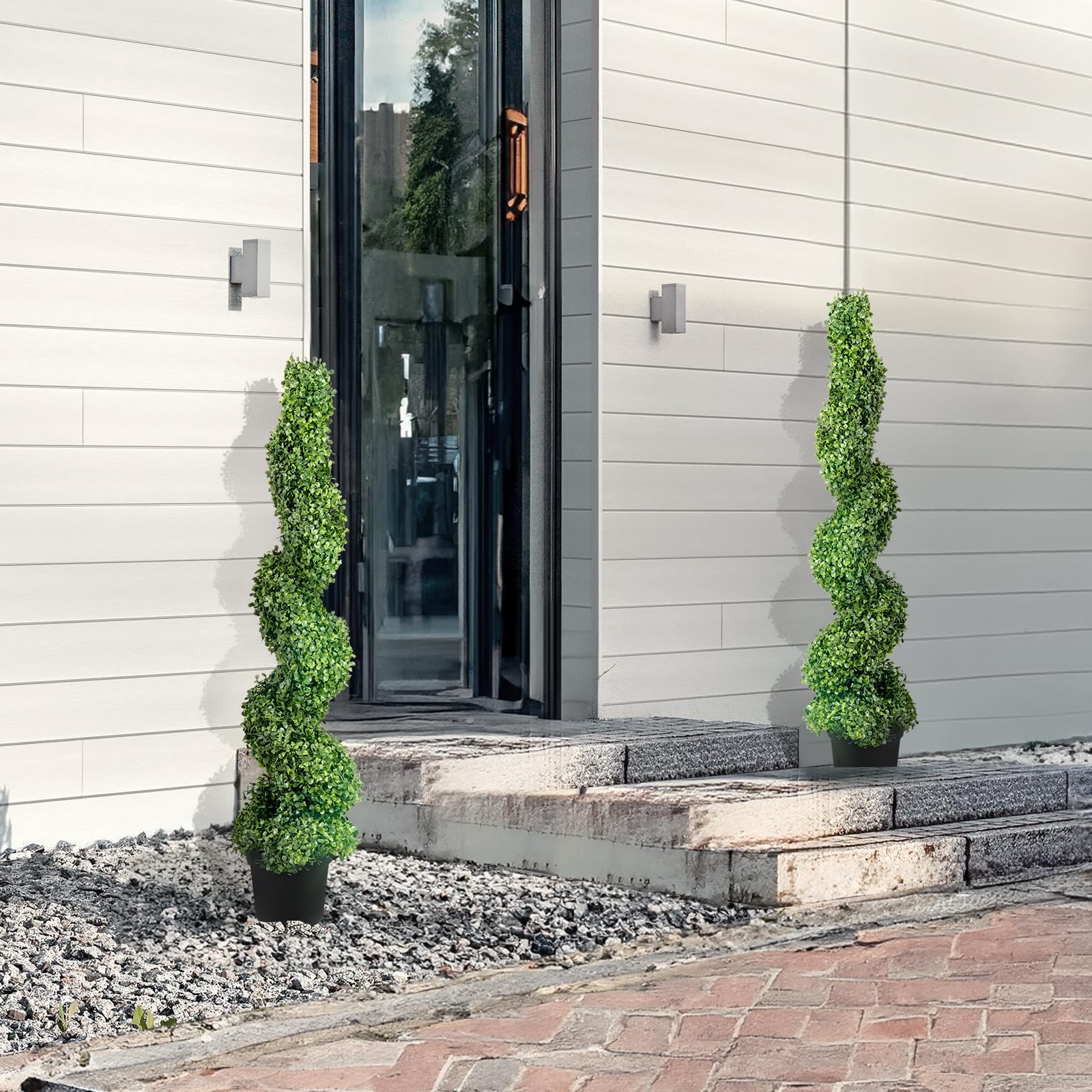 VEVOR leaf texture zoom showing dense PE foliage for long-lasting look