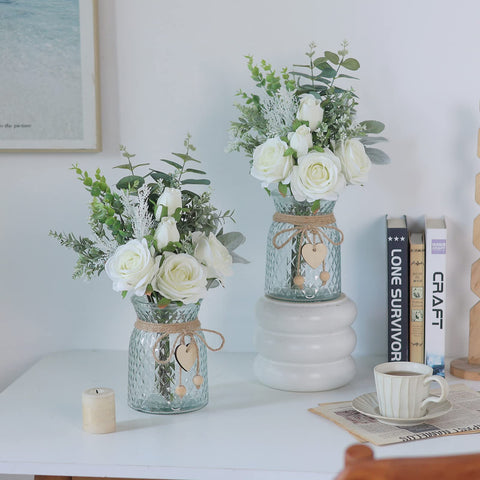VIERENA unboxed bouquet ready-to-fluff demonstrating easy setup