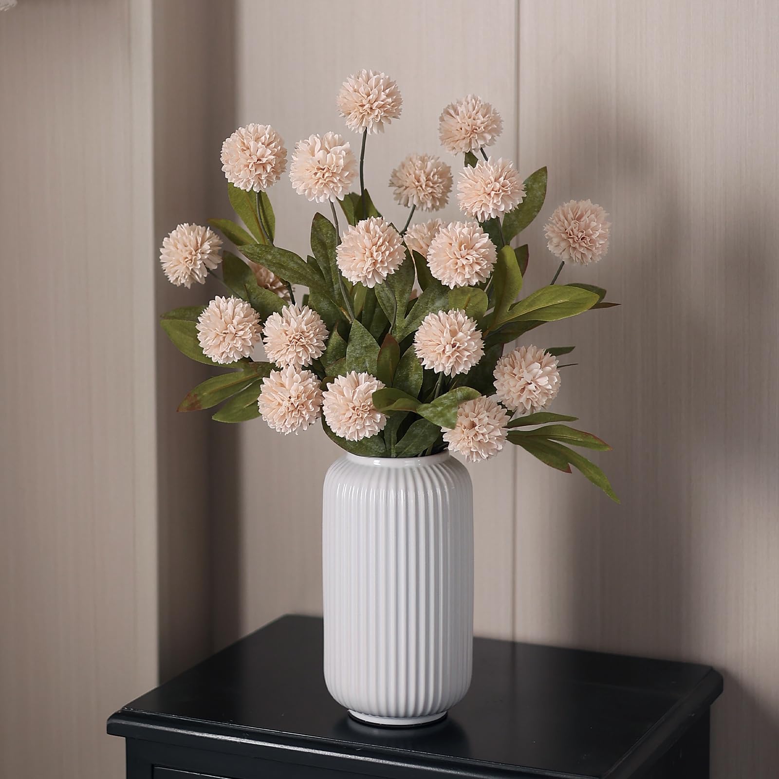 VIERENA wired stem wrapped with floral tape for easy bending and styling