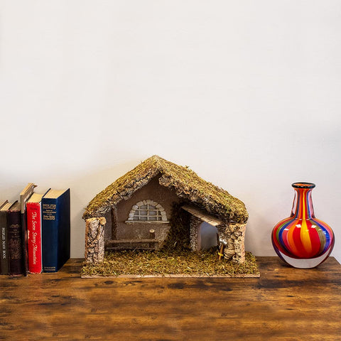 VILLAGE GIFT IMPORTERS stable arranged with Nativity figures benefit: easy scene arrangement