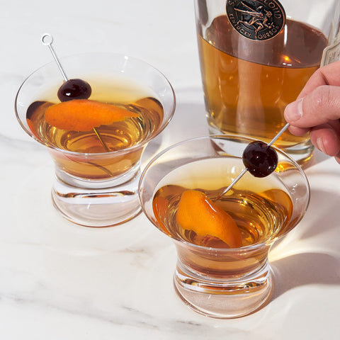 Viski glass with Manhattan cocktail showcasing garnished presentation benefit