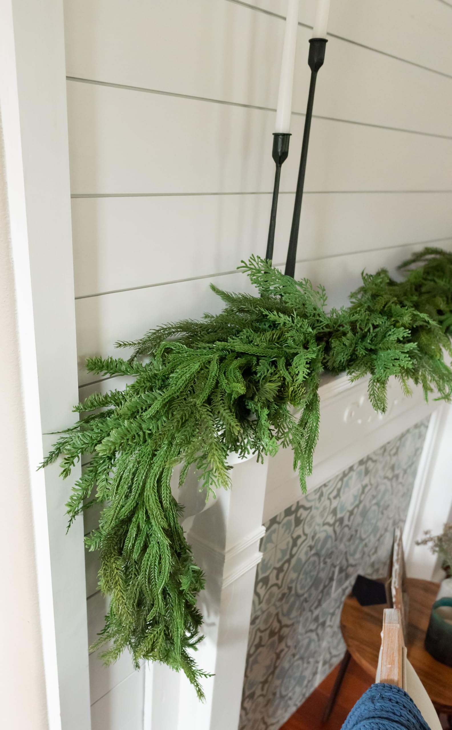 Vita Domi close-up Norfolk pine needles with realistic soft-touch benefit