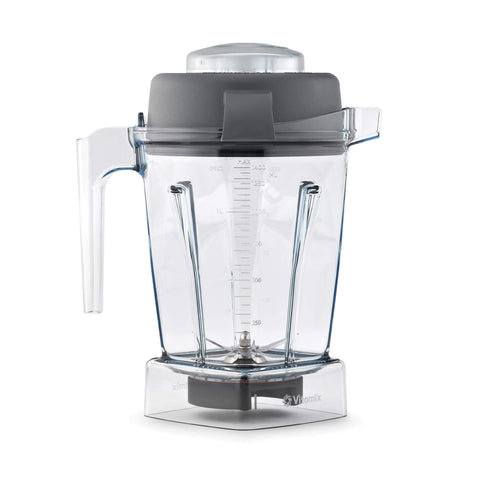 Vitamix container front view showing clear Tritan and capacity benefit