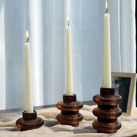 VOHO single holder with taper candle demonstrating stable burning
