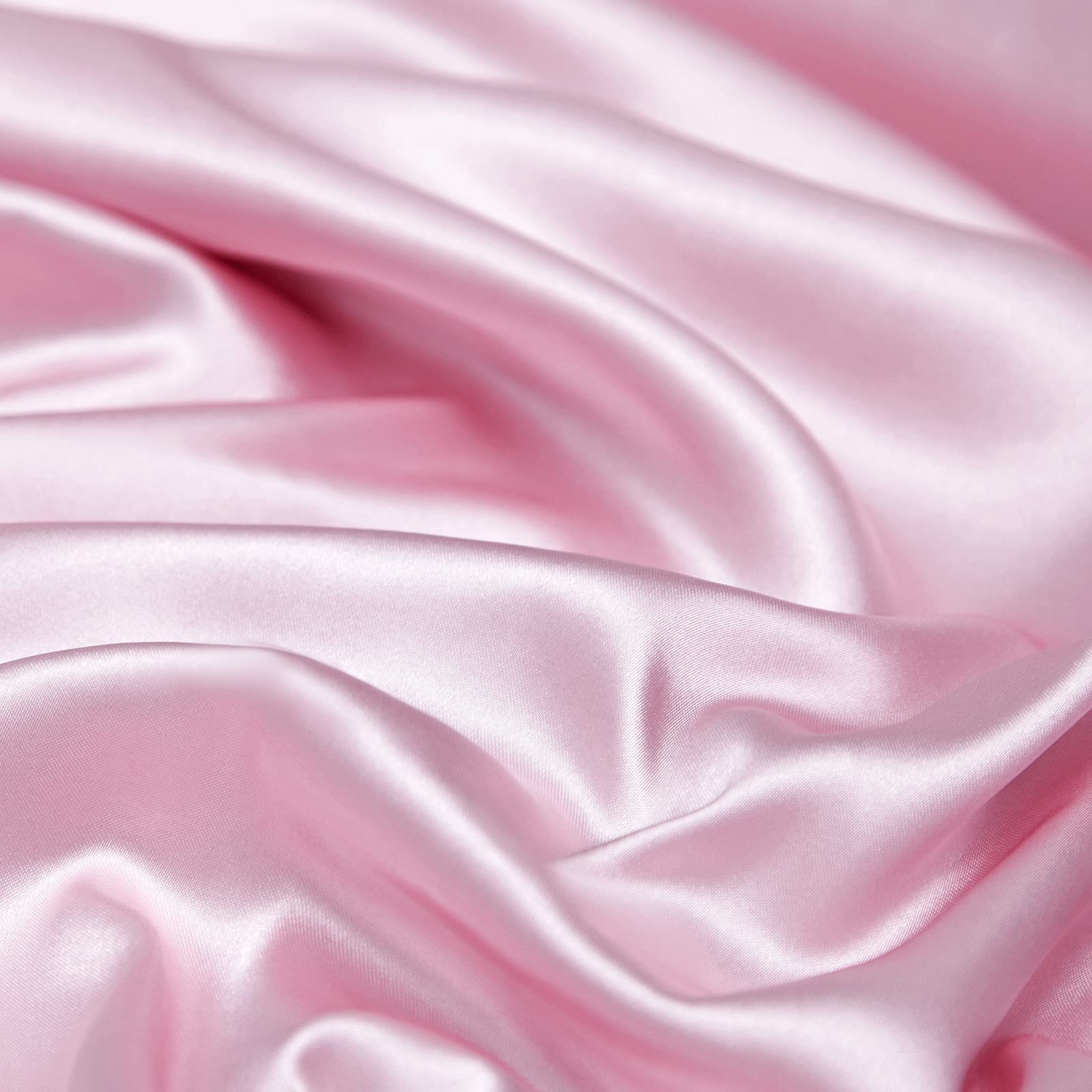 Vonty care and wash label detail indicating easy maintenance and long-lasting sheen