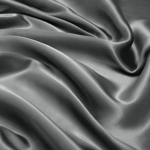 Vonty size scale on mattress demonstrating full queen coverage and fit