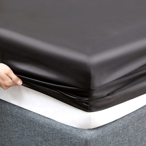 Vonty queen bed scale comparison showing sheet fit and coverage benefit