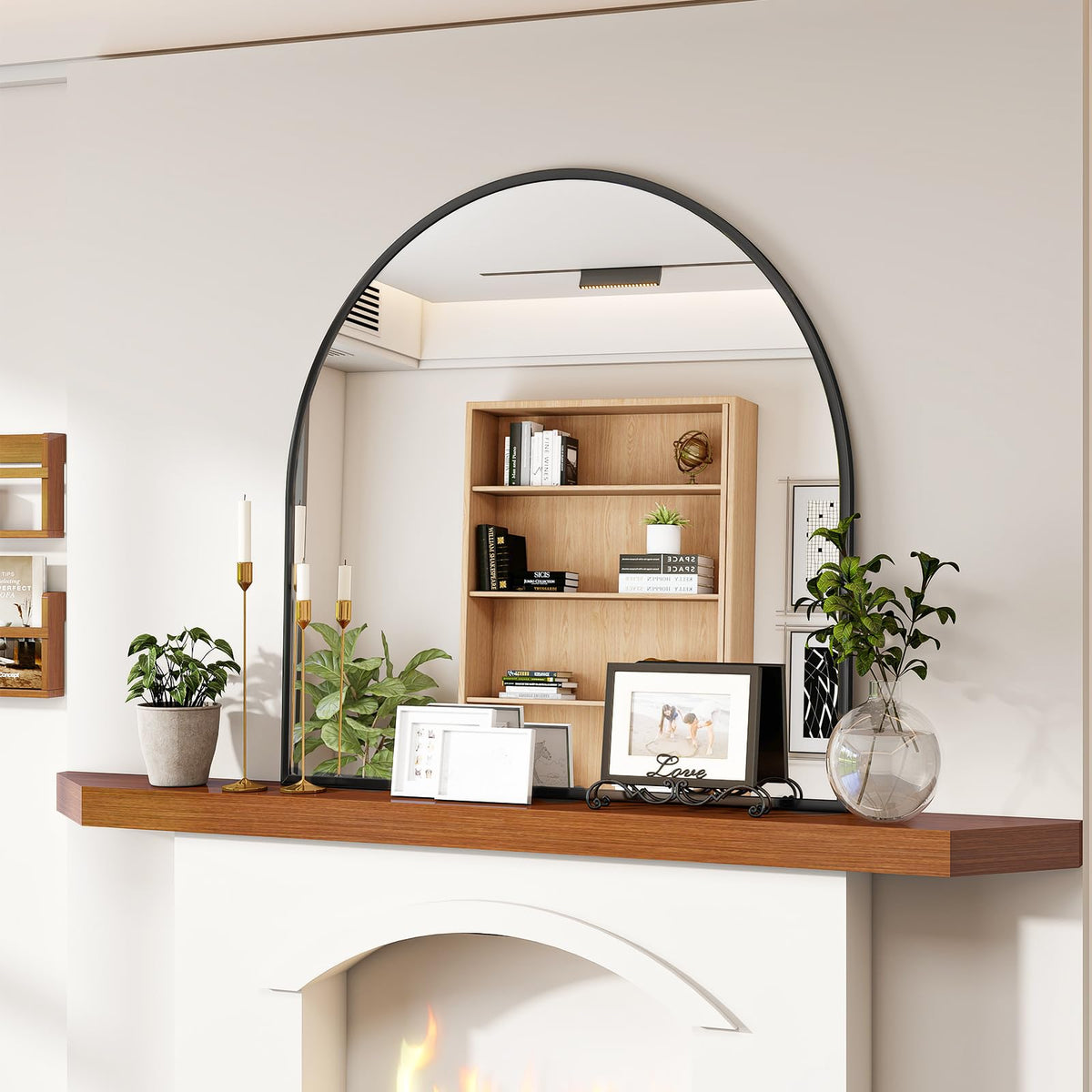 VooBang front view of black arched mirror showcasing elegant silhouette and clear reflection