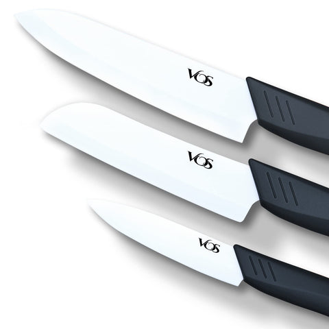 Vos elegant gift box open with knives neatly arranged, ready to give