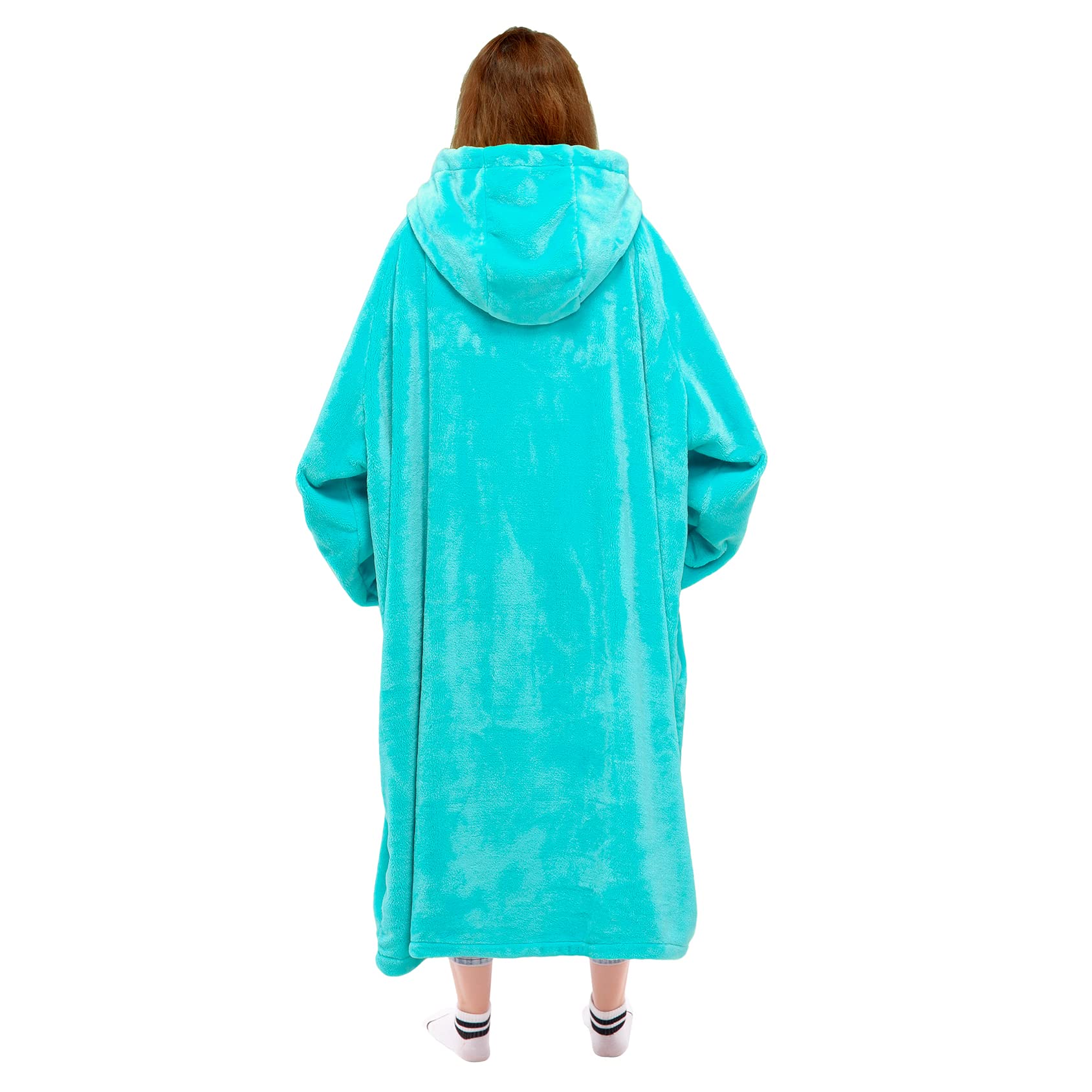 Waitu close-up of cyan plush fabric texture highlighting softness and warmth