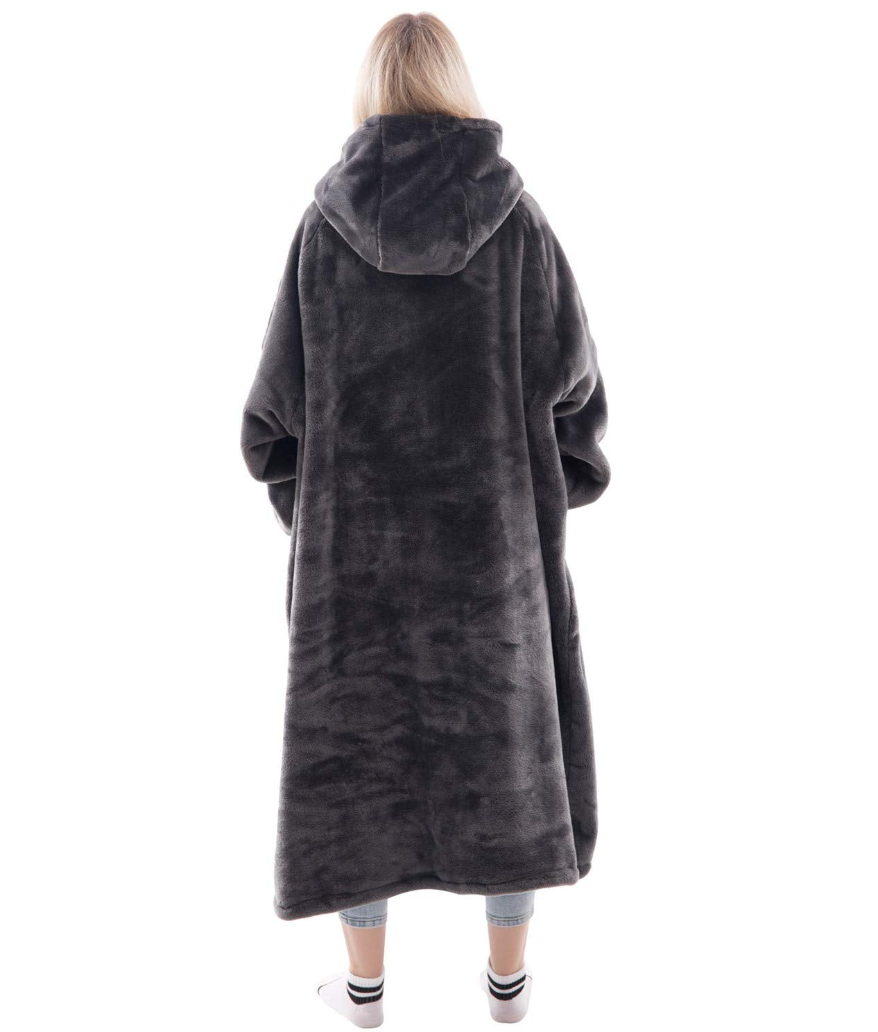 Waitu plush fabric close-up highlighting soft texture for lasting warmth