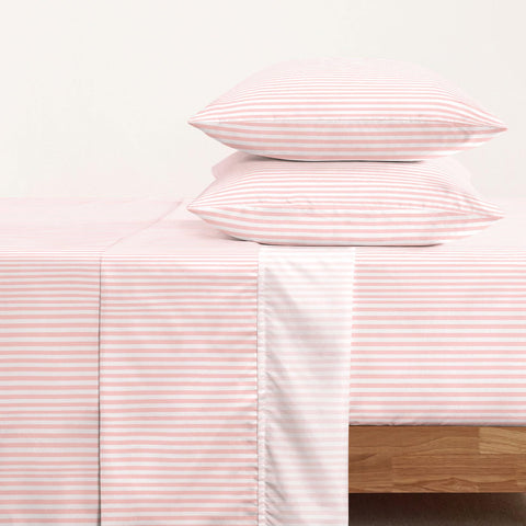 Wake In Cloud fitted sheet showing 16-inch deep pocket and secure elastic fit benefit