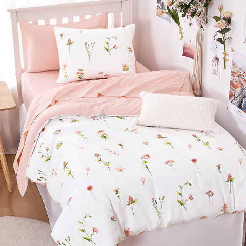 Wake In Cloud front packaging showing floral comforter set and pink watercolor design for quick room refresh