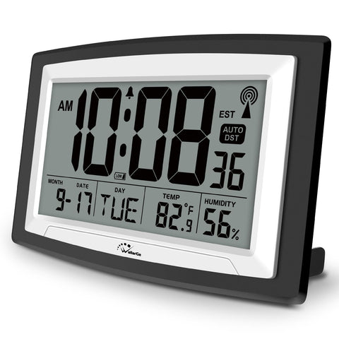 WallarGe front display showing time date and day for quick reference