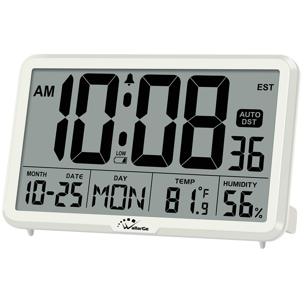 WallarGe front view showing large digits and date for quick room readability