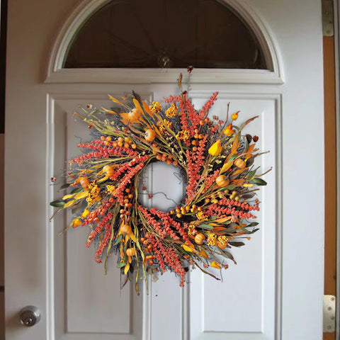 WANNA-CUL storage box keeping wreath protected between seasons