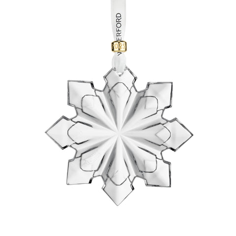 Waterford close-up of crystal cuts highlighting intricate starburst detail and clarity