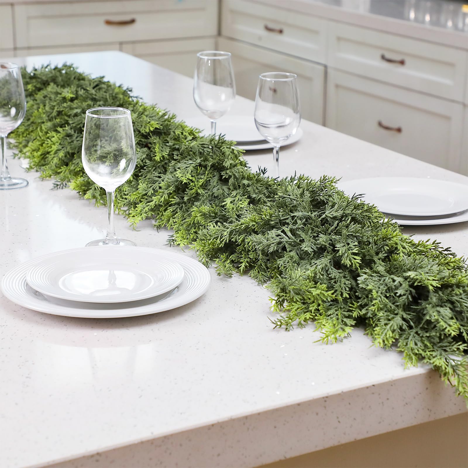 Waydress outdoor porch display demonstrating weather-resistant garland for festive outdoor décor
