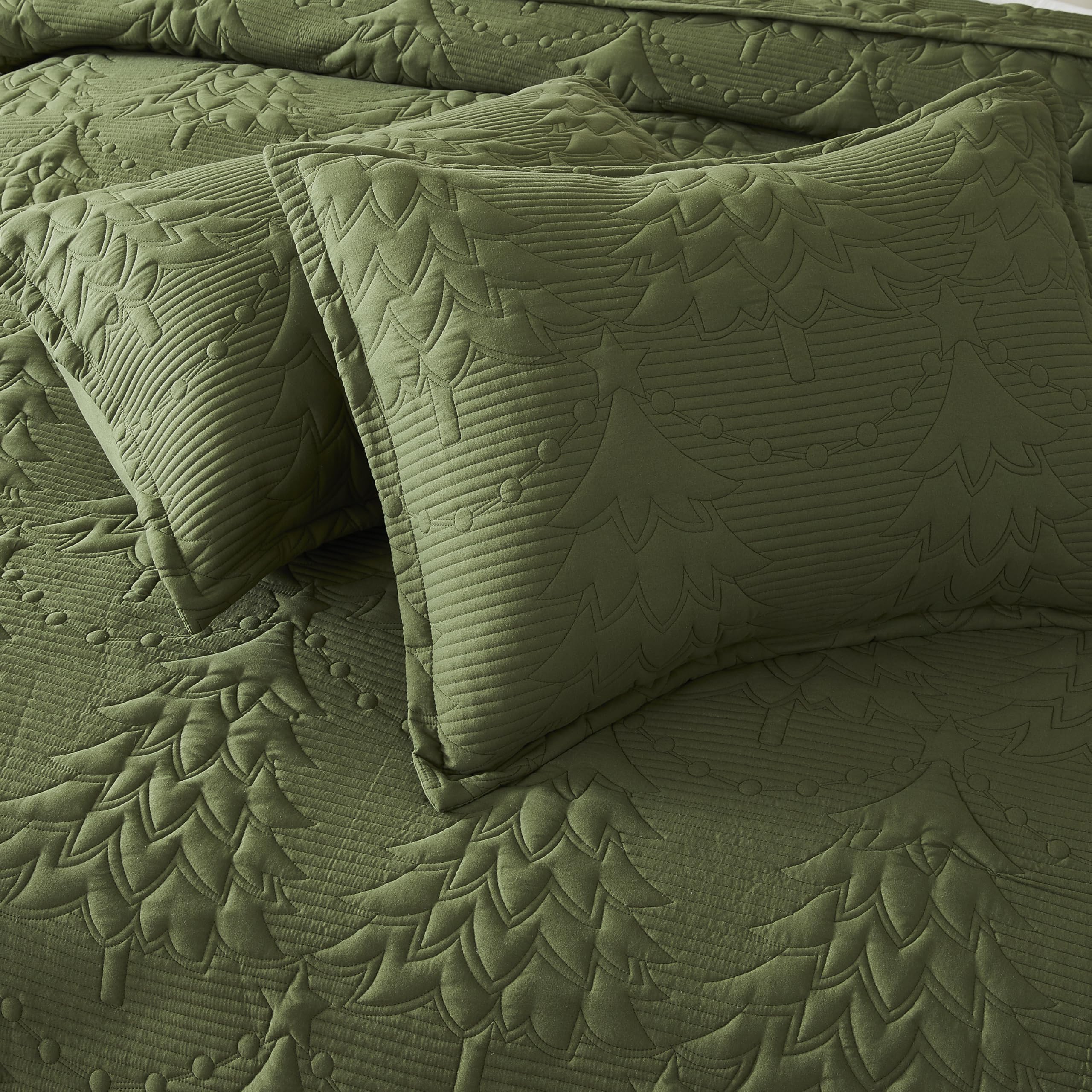 WDCOZY styled bedroom with quilt showing how the color complements décor