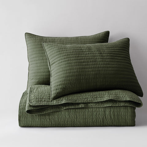 WDCOZY edge and corner stitching close-up showing reinforced seams and longevity