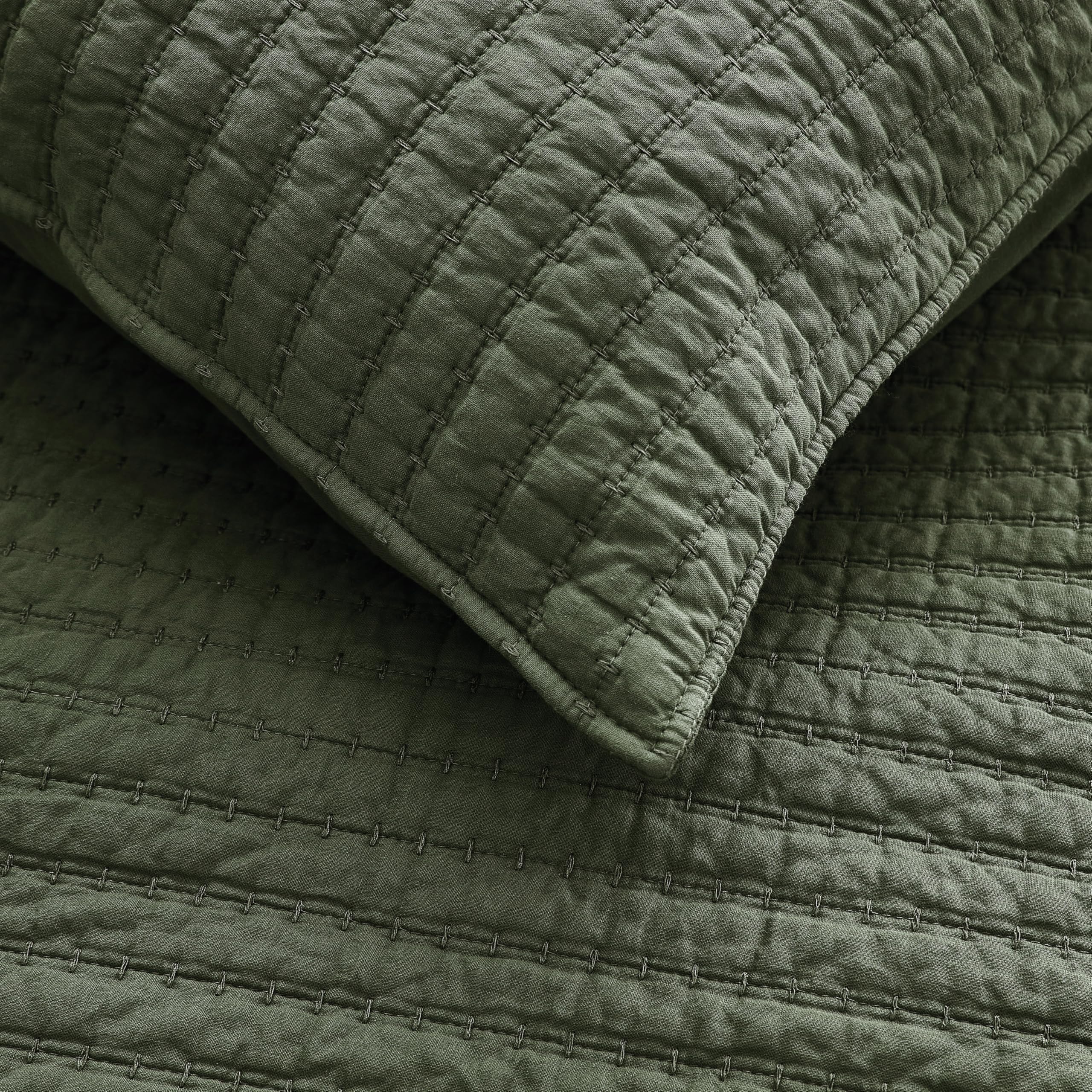 WDCOZY fabric texture close-up showing soft cotton gauze and breathability