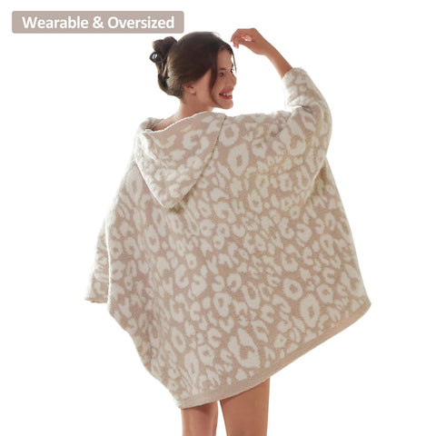 WDCOZY leopard close-up showing plush faux fur texture and softness