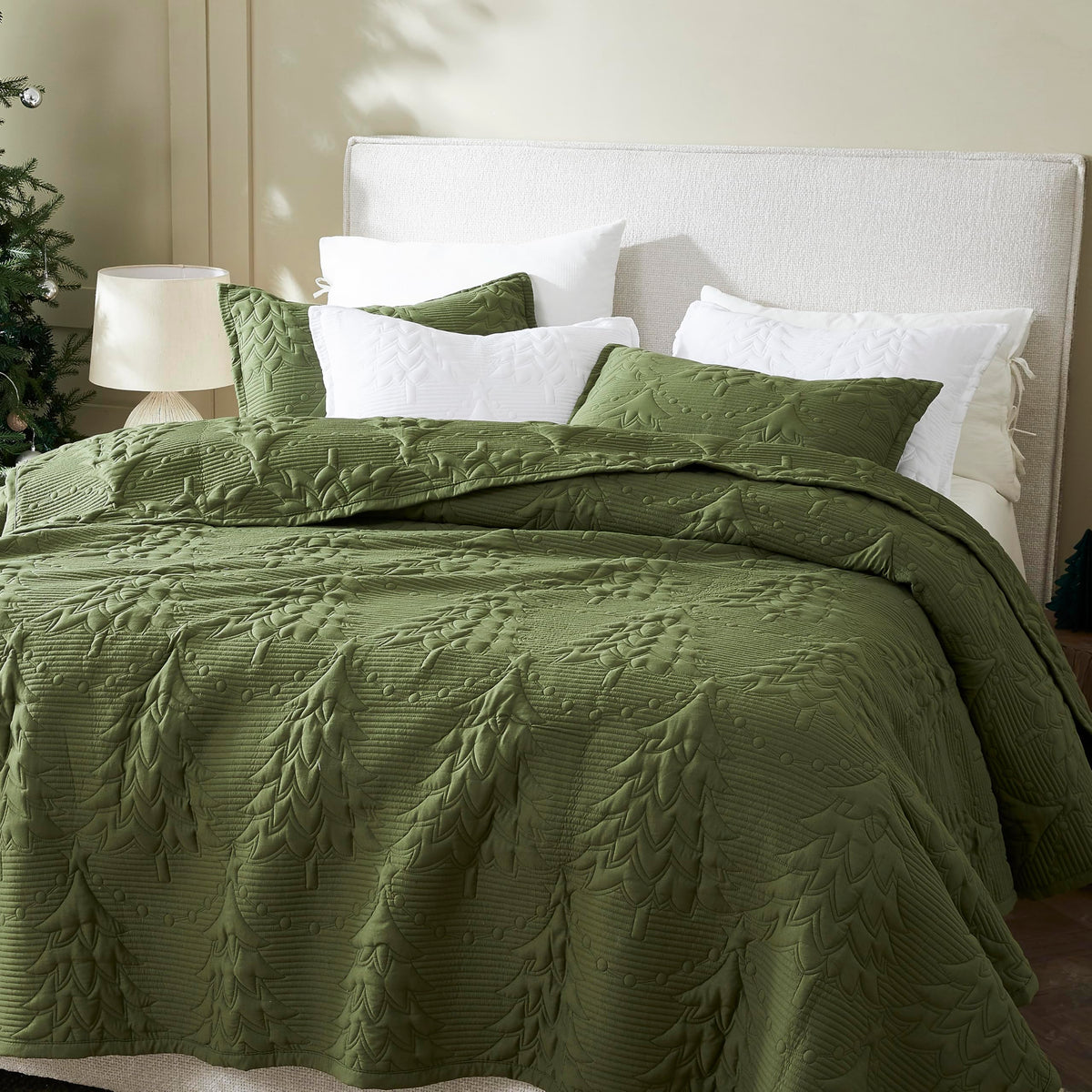 WDCOZY front view of olive green Cal King quilt showing full coverage and neat finish