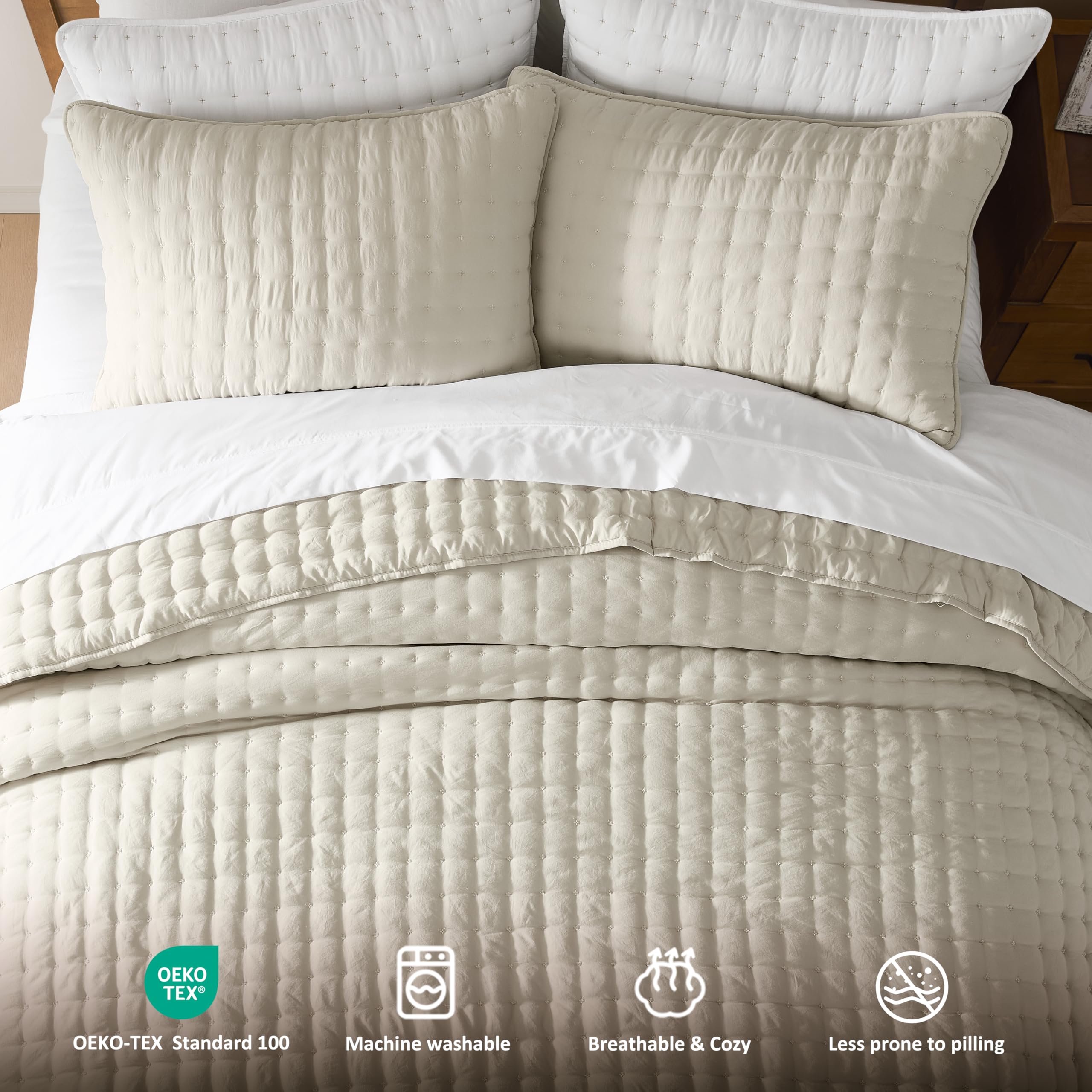 WDCOZY quilt with measuring guide showing 104x90 inch size clarity