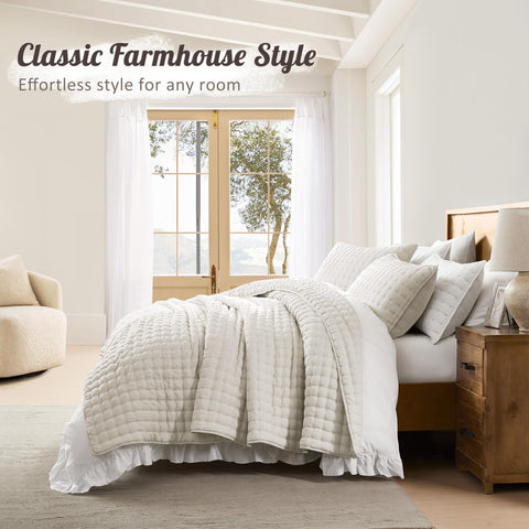 WDCOZY quilt draped on king mattress illustrating generous coverage