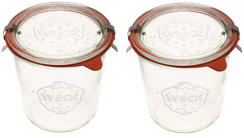 WECK 742 front view showing two jars and contents, clear display and durable glass