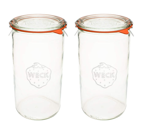 WECK front view of two 1.5L jars showing clear glass and airtight seal benefit